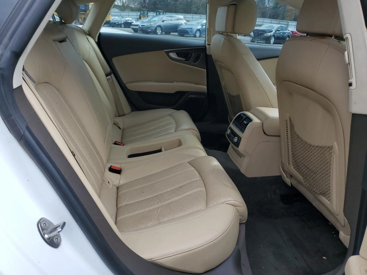 Audi A7 BOSE* KEYLESS* ПОДГРЕВ* ОБДУХВАНЕ* LED - изображение 9