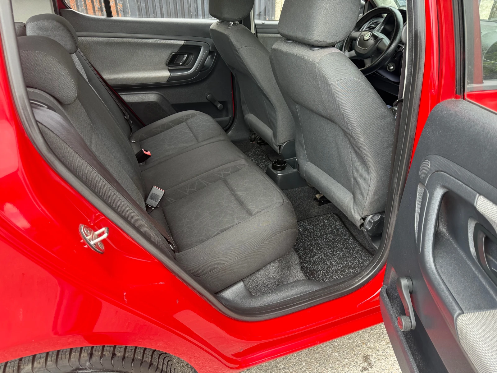 Skoda Fabia 1.4 16v  - изображение 10