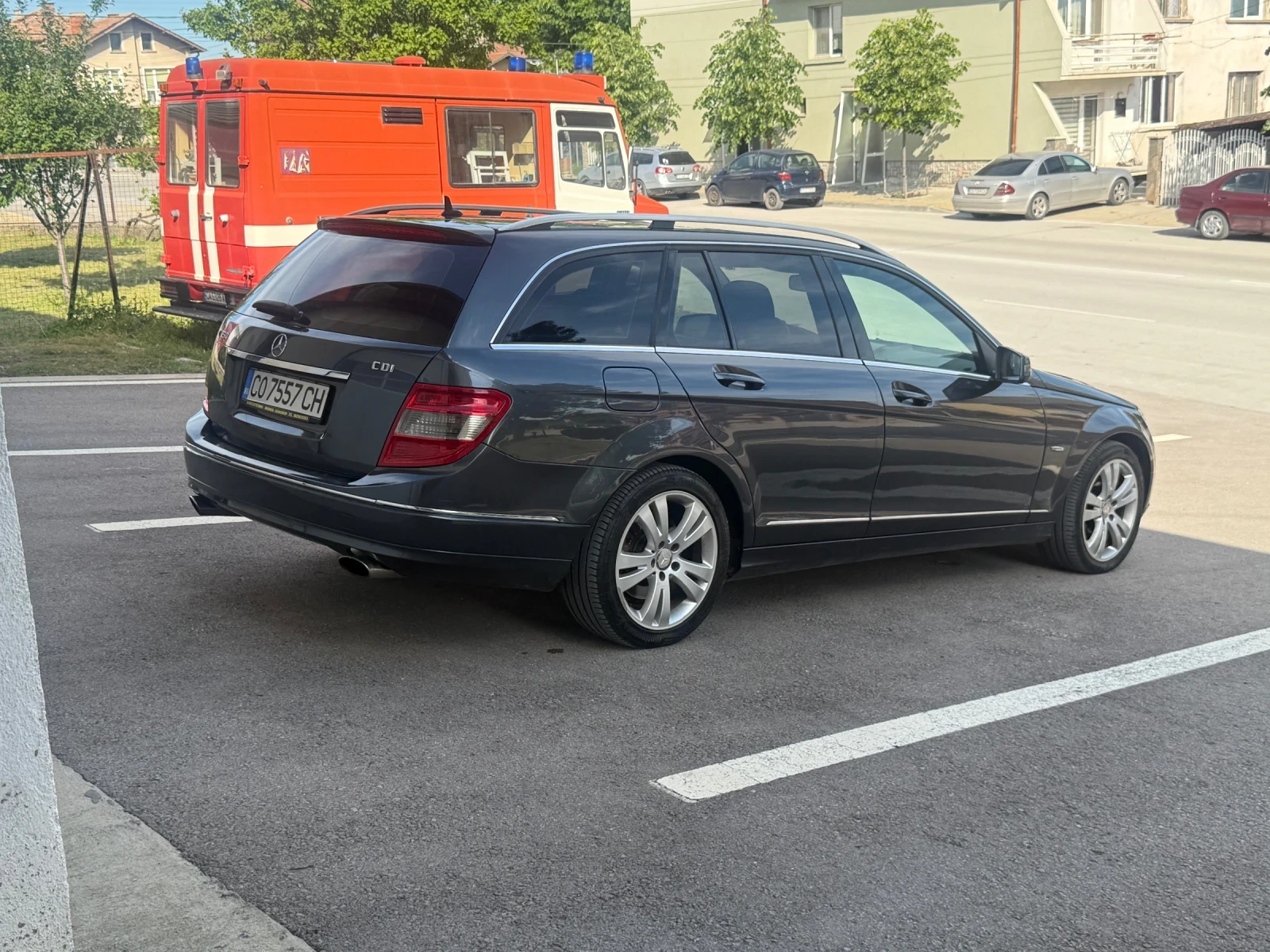 Mercedes-Benz C 350  - изображение 7
