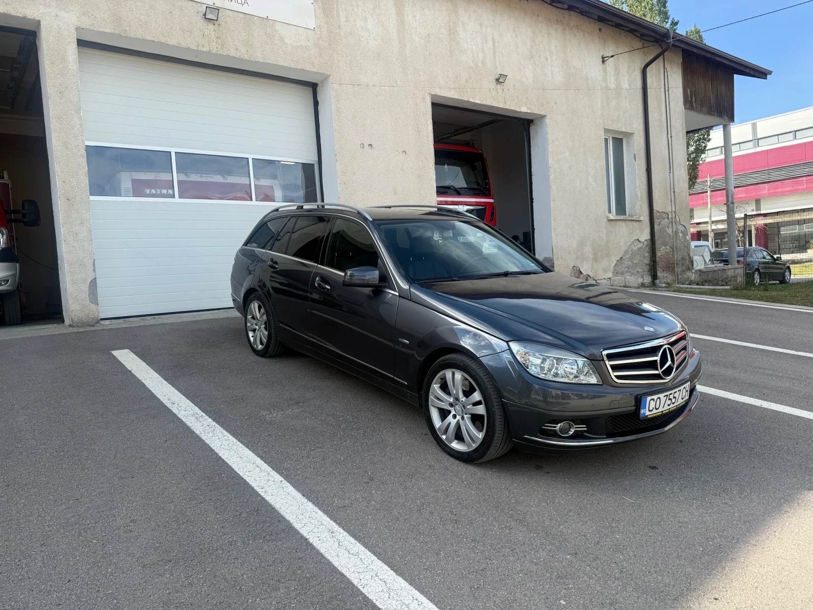 Mercedes-Benz C 350  - изображение 2