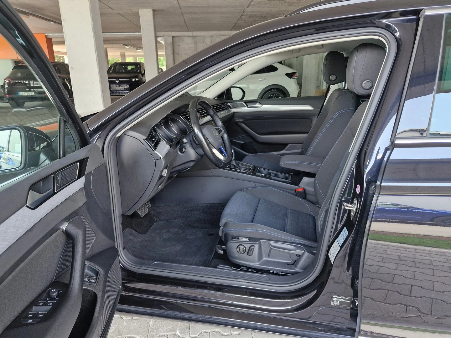 VW Passat VW Passat Var GTE Plug-In-Hybrid 1.4 TSI | Mobile.bg   4