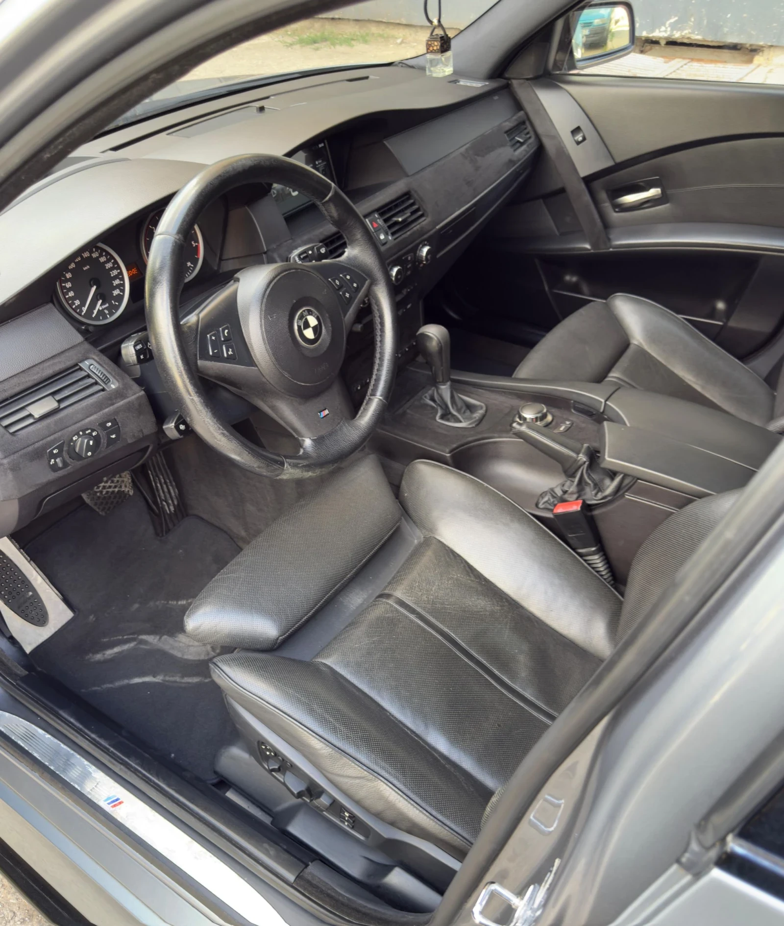 BMW 535 Доста екстри...  - изображение 10