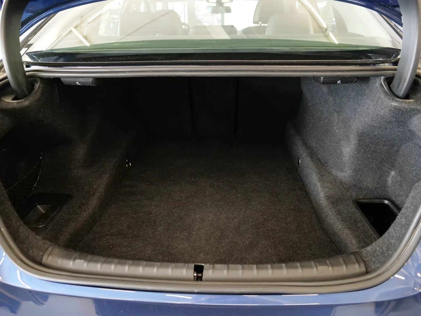 BMW 540 LUXURY/340HP/LASER/MEMO/HUD/AHK/CAM/NAVI/274g | Mobile.bg   16