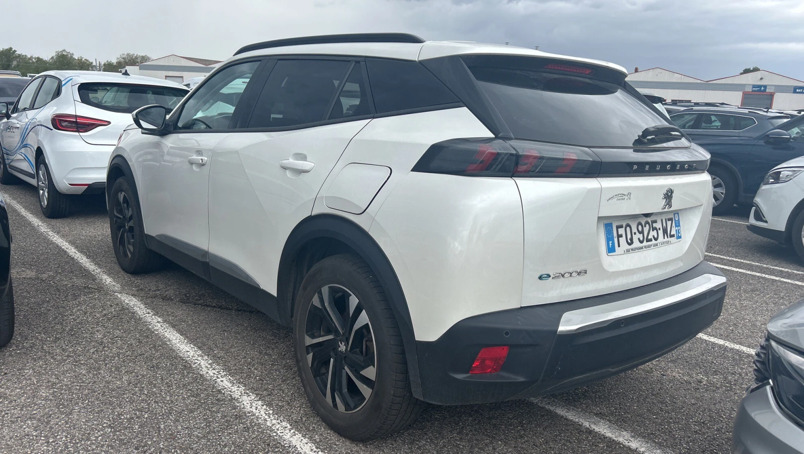 Peugeot 2008 ELECTRIC ALLURE 136 - изображение 3