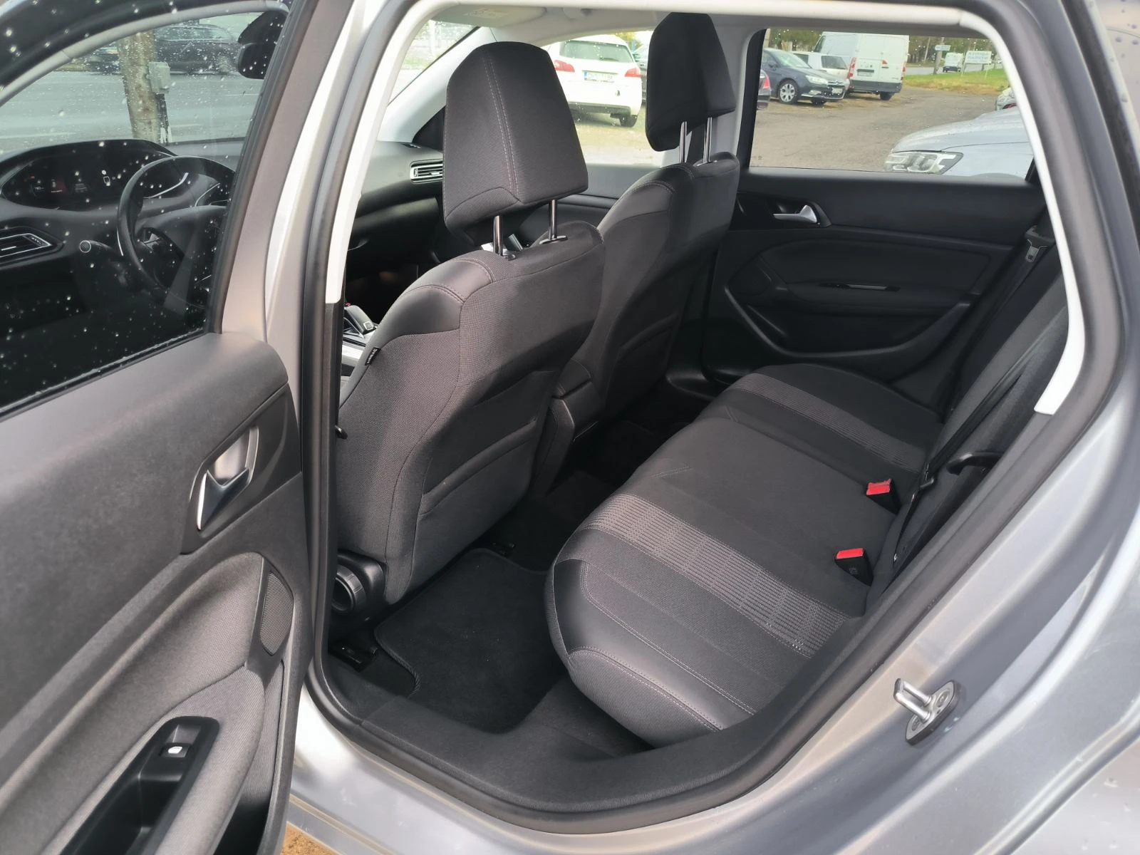 Peugeot 308 1.5d-Navi-Automat-Kamera-Euro-6D | Mobile.bg   16