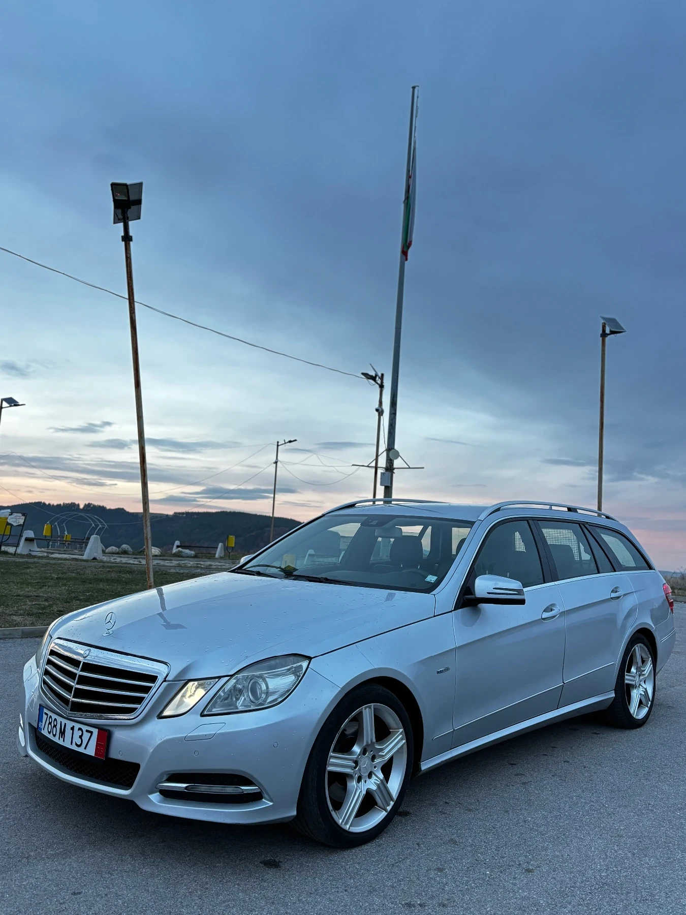 Mercedes-Benz E 350 CDI 4MATIC ! - изображение 2