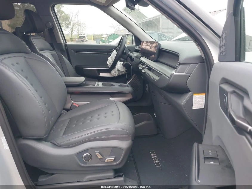 Kia EV9 WIND | ЦЕНА ДО БЪЛГАРИЯ | , снимка 5 - Автомобили и джипове - 53813000