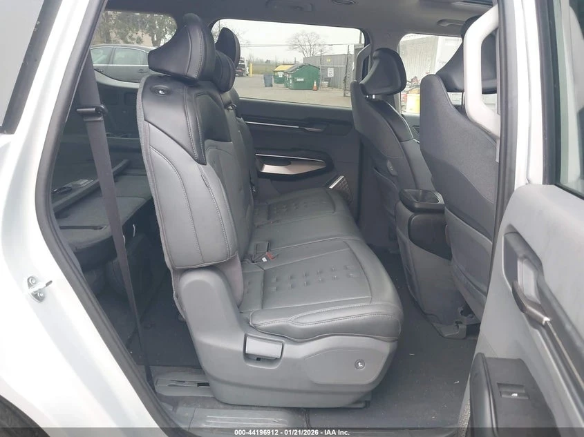 Kia EV9 WIND | ЦЕНА ДО БЪЛГАРИЯ | , снимка 8 - Автомобили и джипове - 53813000