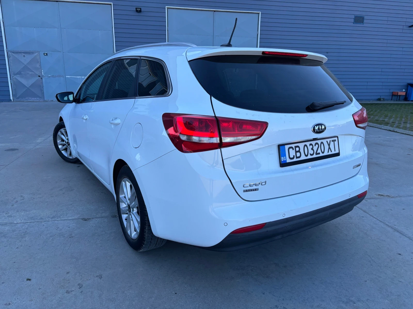 Kia Ceed dinamics ful ful FACE, снимка 5 - Автомобили и джипове - 54109491