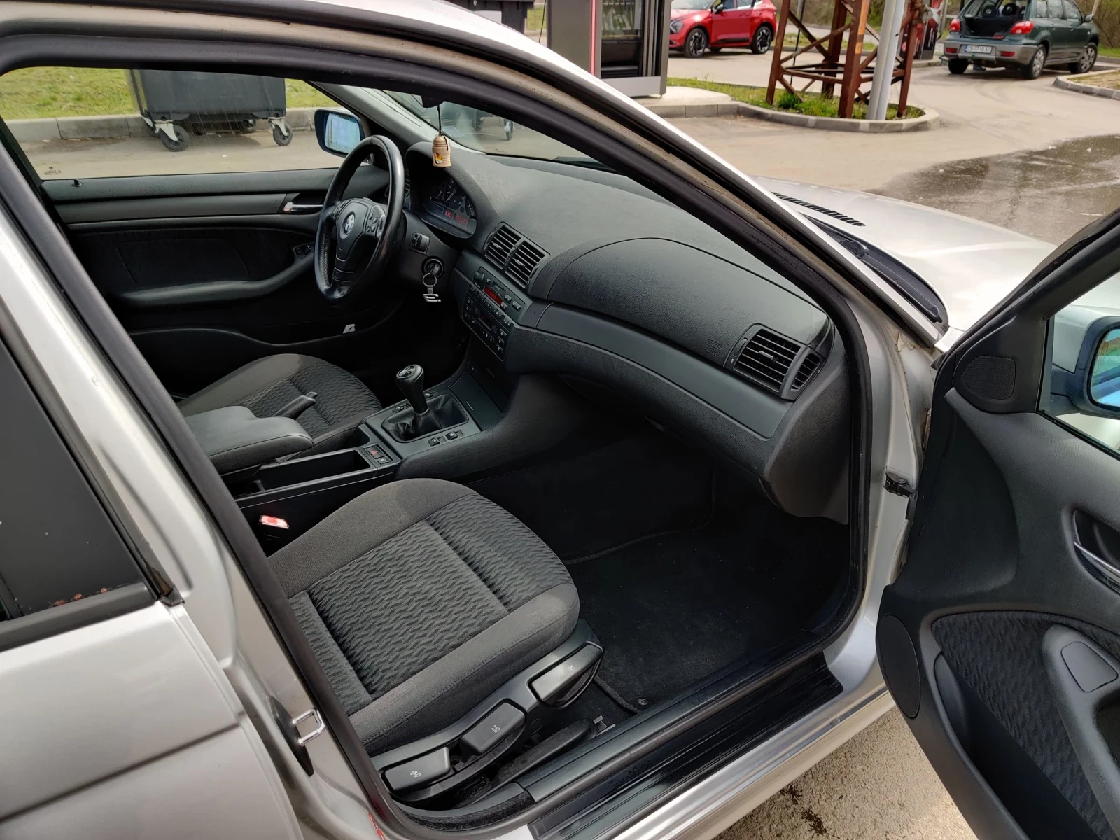 BMW 318 1.9 M43, снимка 8 - Автомобили и джипове - 54423590