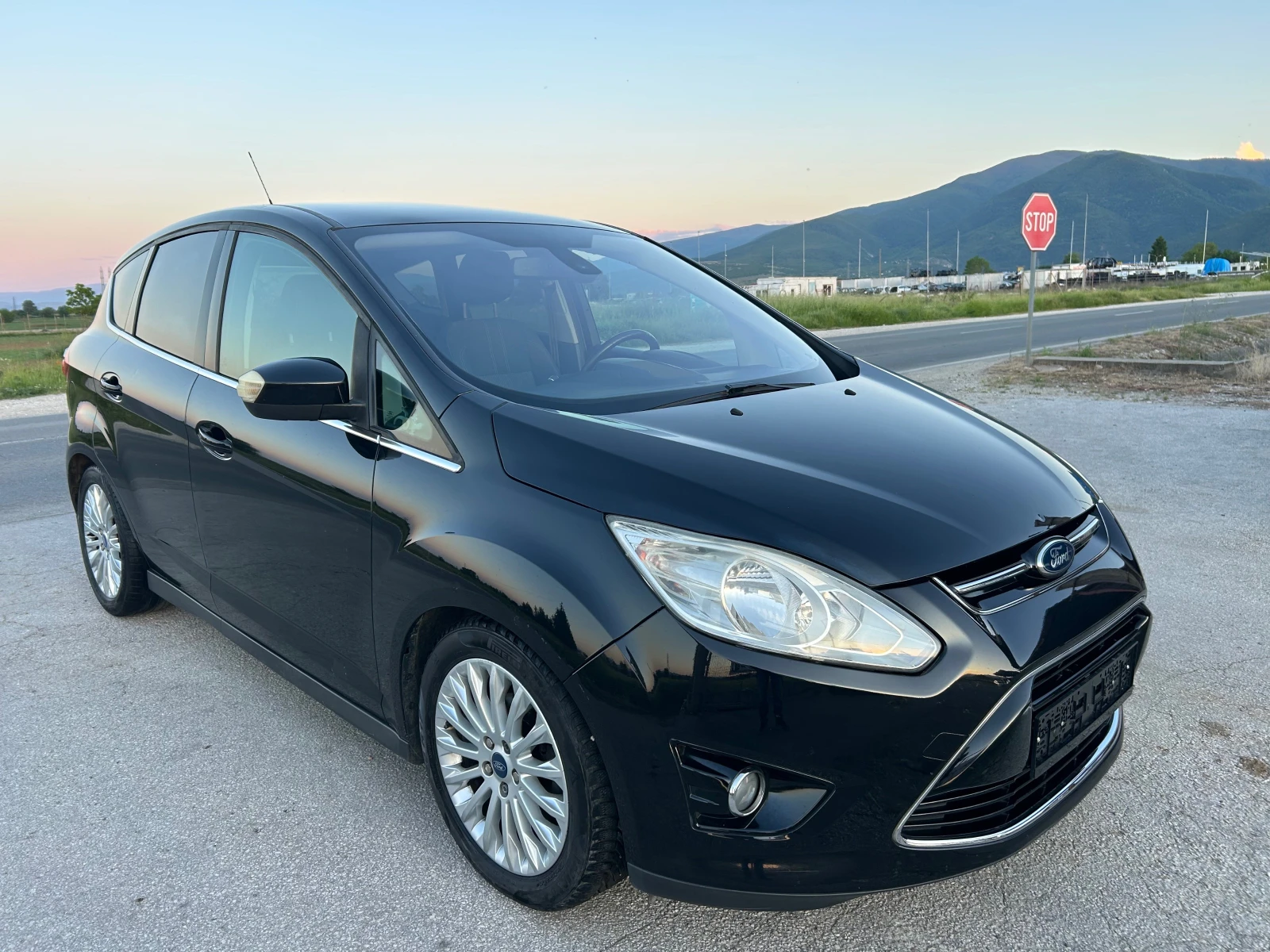 Ford C-max 1.6 TDCi ПАНОРАМА/KEYLESS, снимка 3 - Автомобили и джипове - 54571155
