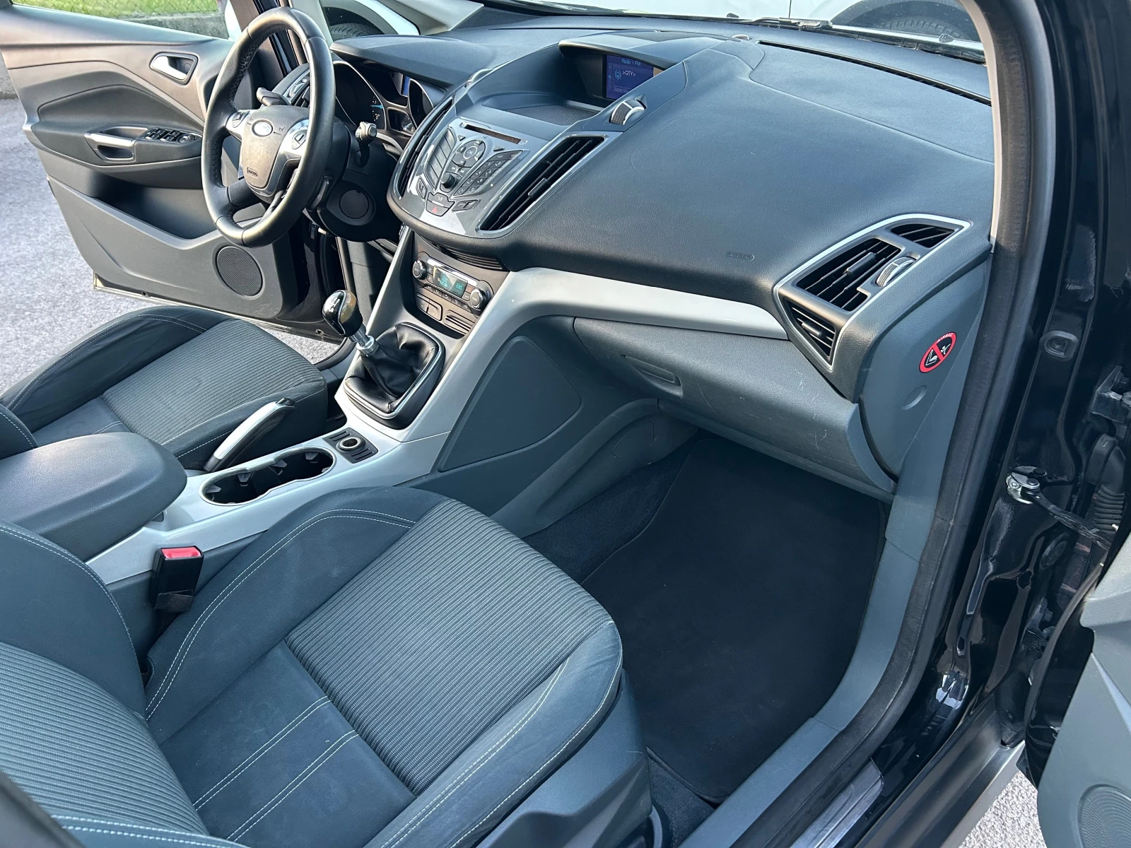 Ford C-max 1.6 TDCi ПАНОРАМА/KEYLESS, снимка 14 - Автомобили и джипове - 54571155
