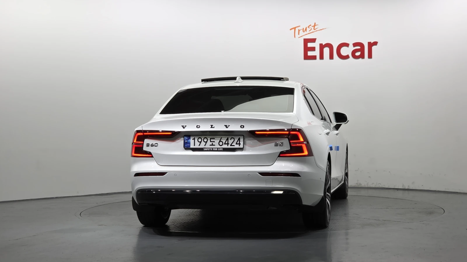 Volvo S60 B5 2.0 Ultimate Bright, Full, снимка 4 - Автомобили и джипове - 54932953