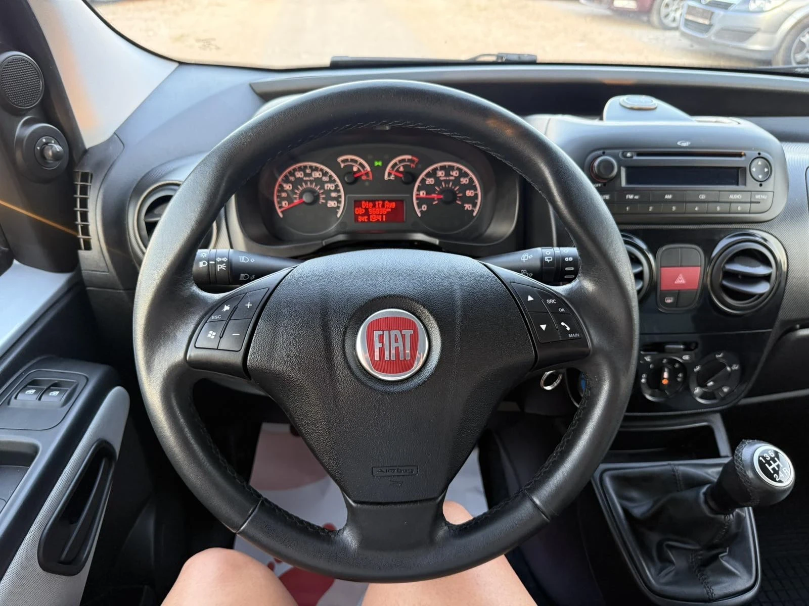 Fiat Qubo 1.4 I 96000km ЕВРО 5, снимка 12 - Автомобили и джипове - 55108002