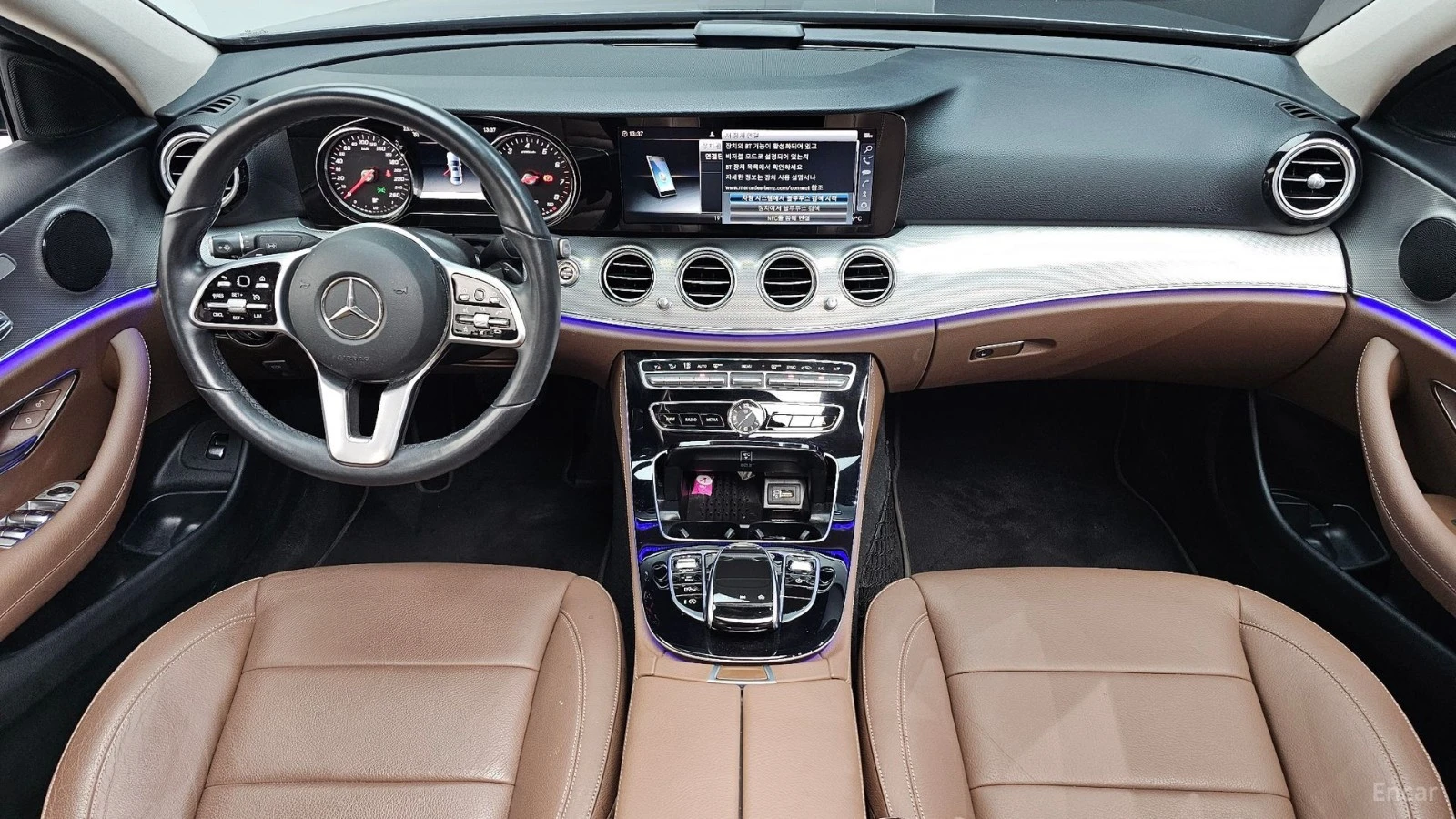 Mercedes-Benz E 300 Avangarde* КОЖА* НАВИ* ПАНО* КАМЕРА, снимка 5 - Автомобили и джипове - 55466725