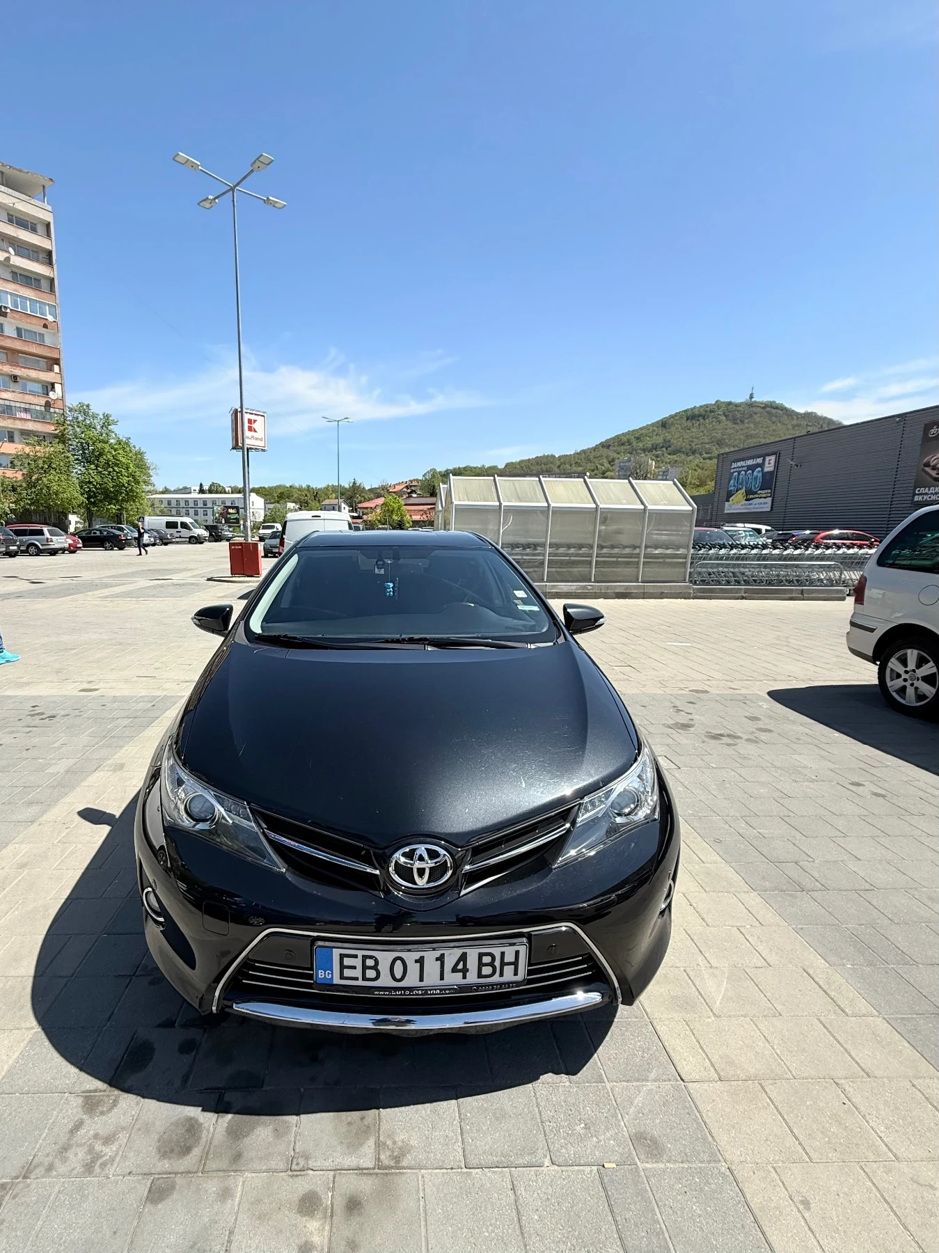 Toyota Auris 1.6 бензин/газ 132 к.с