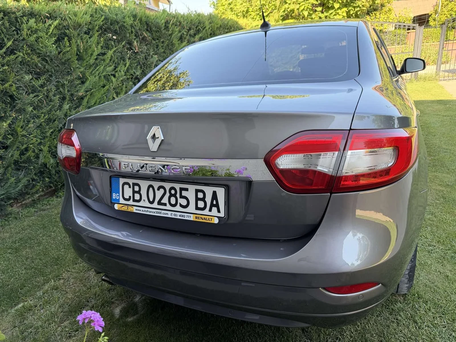 Renault Fluence 1.5DCI 110hp , снимка 6 - Автомобили и джипове - 55645004