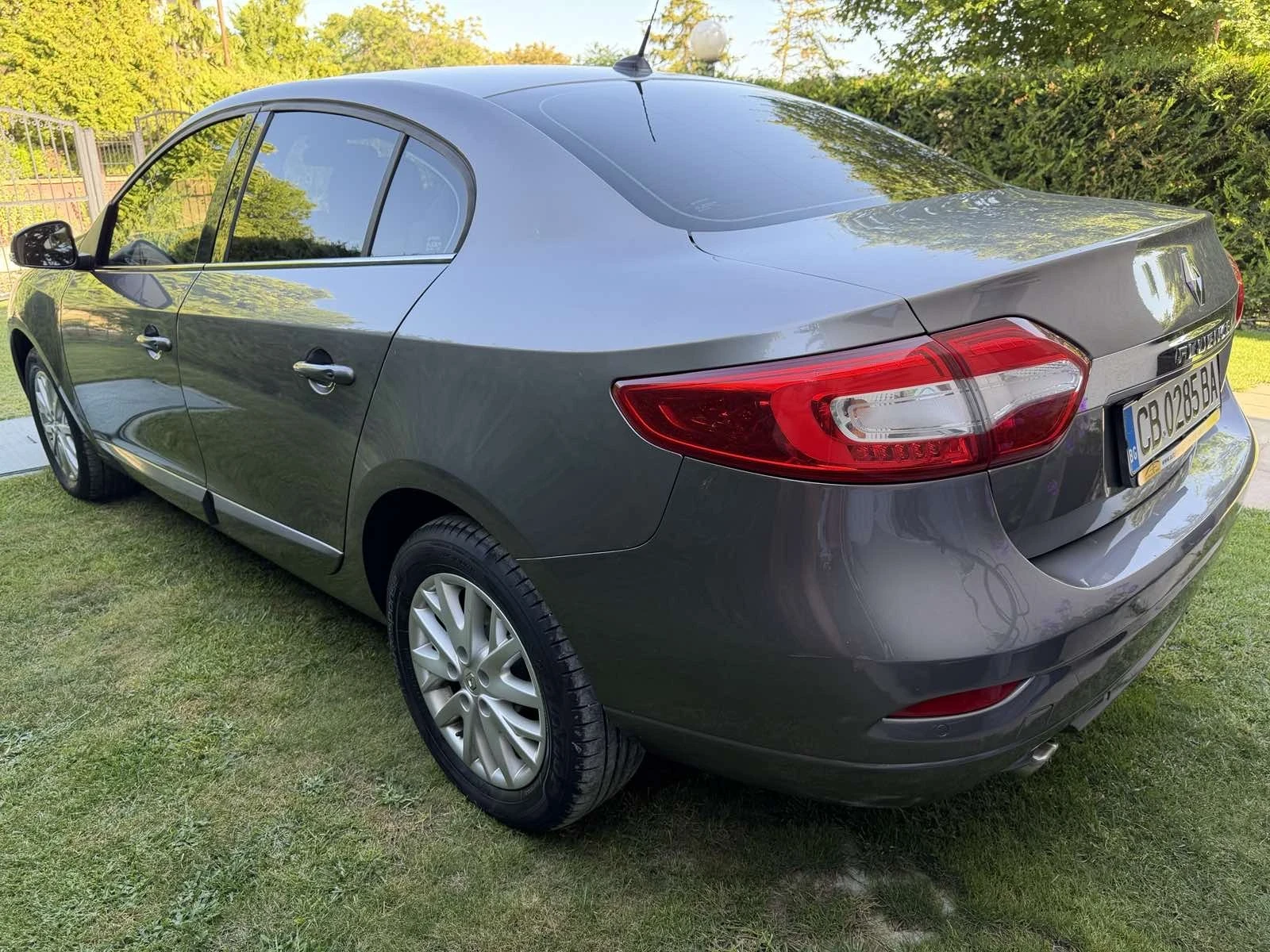 Renault Fluence 1.5DCI 110hp , снимка 7 - Автомобили и джипове - 55645004