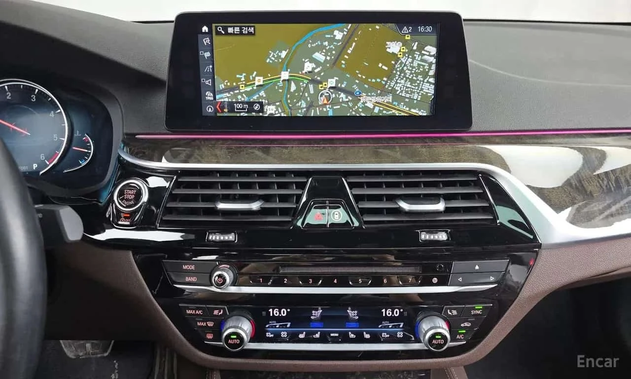 BMW 530 * 530d M Sport Package * ��������� * 360 * HUD *  | Mobile.bg � ����������� 12
