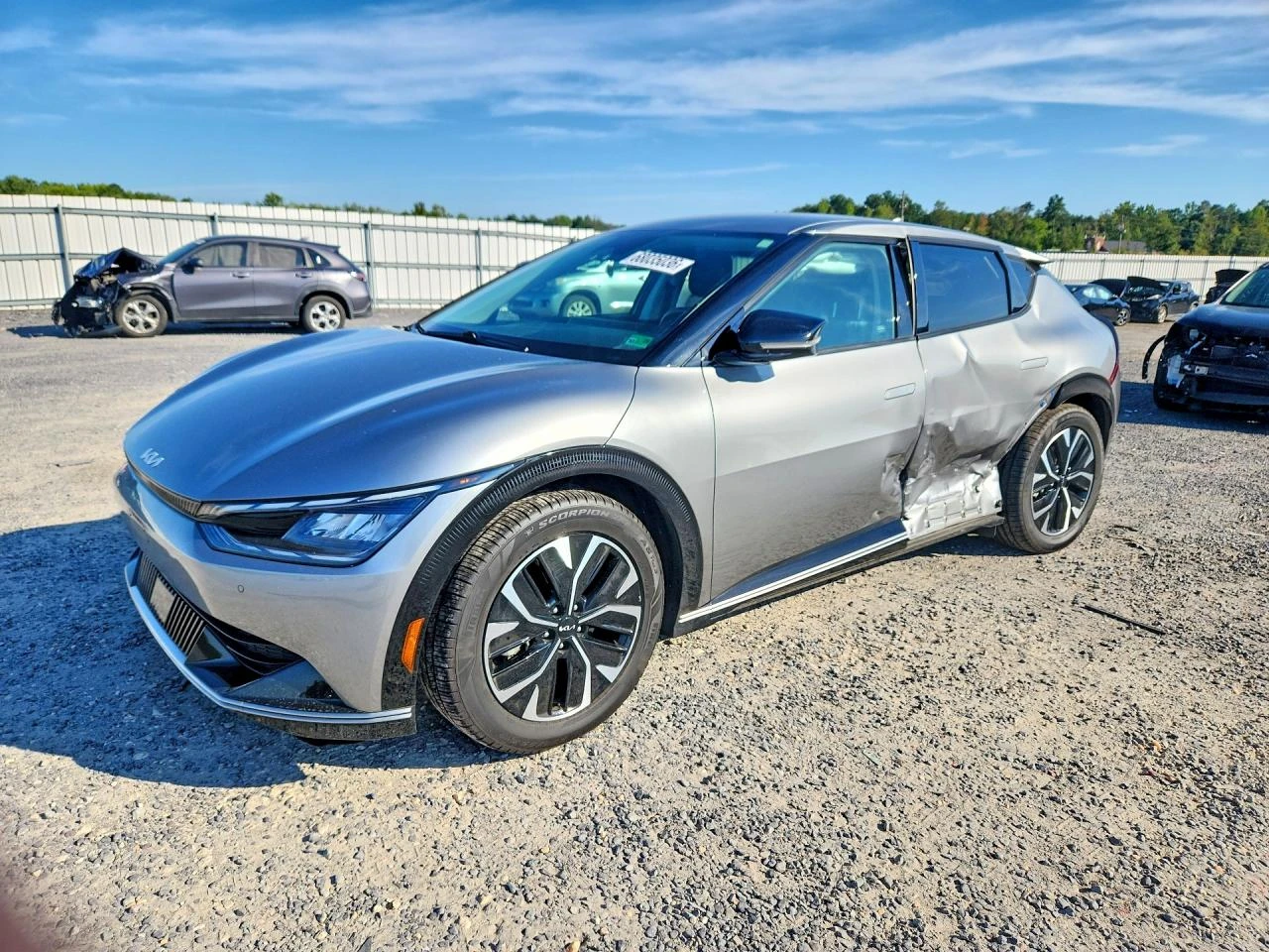 Kia EV6 Wind AWD, снимка 2 - Автомобили и джипове - 56405738