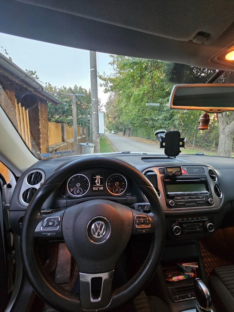 VW Tiguan, снимка 3 - Автомобили и джипове - 47635103