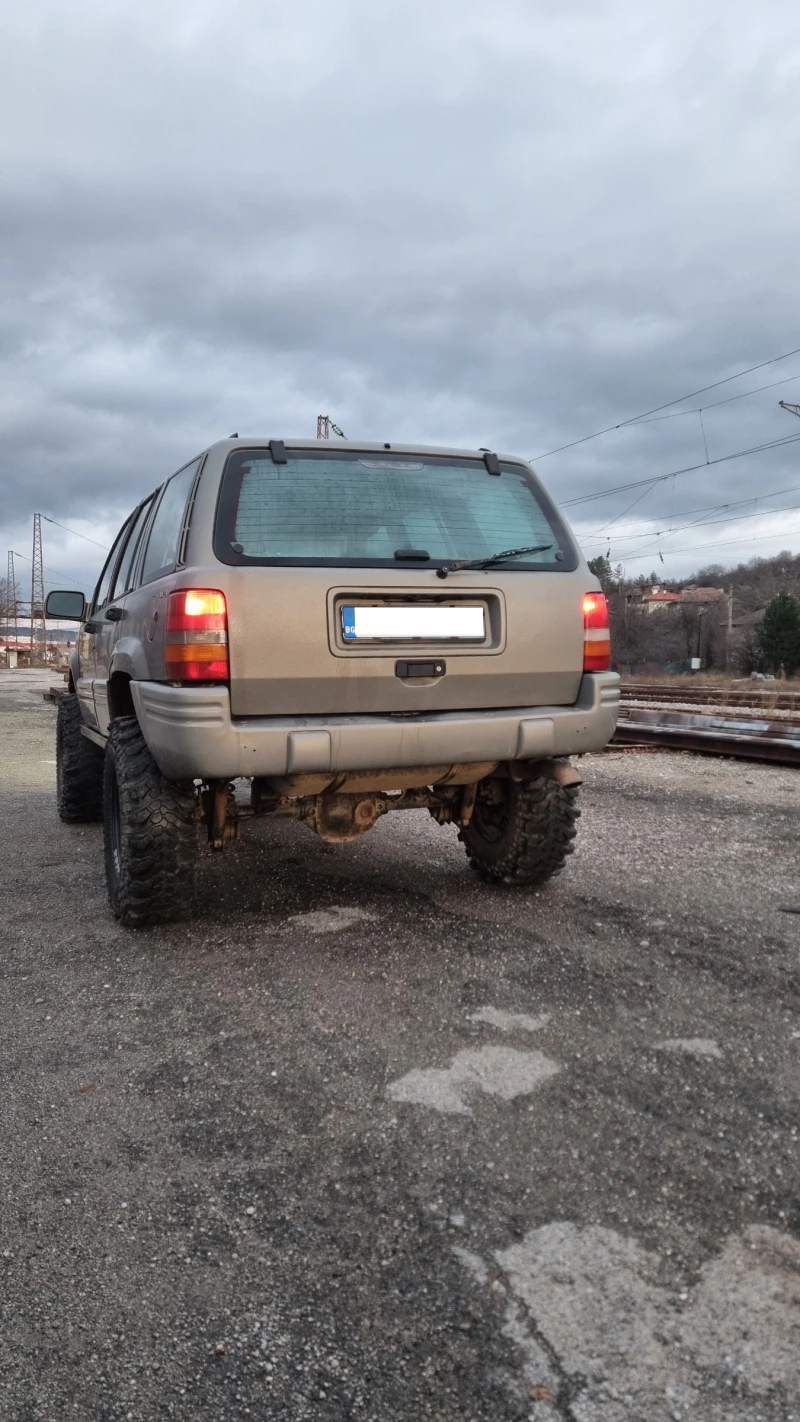 Jeep Grand cherokee 5.2 ГАЗ, снимка 5 - Автомобили и джипове - 48437716