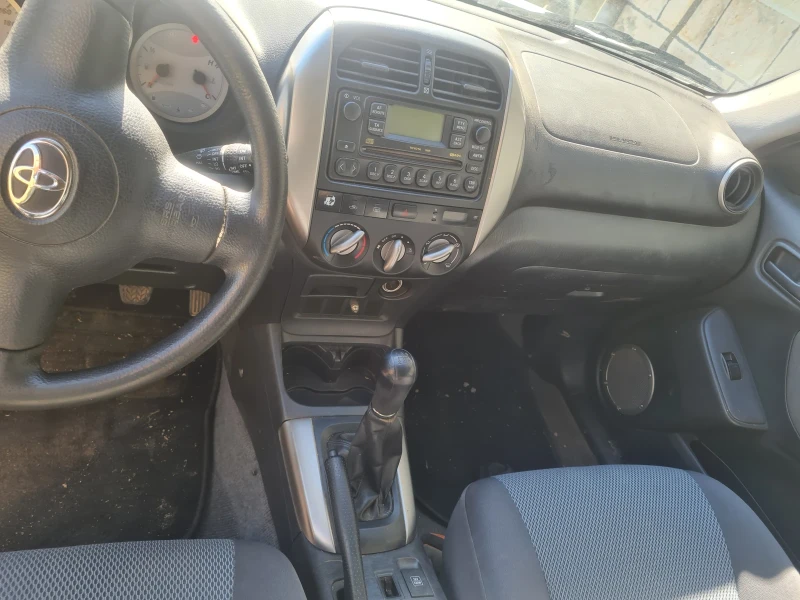 Toyota Rav4, снимка 8 - Автомобили и джипове - 49594704