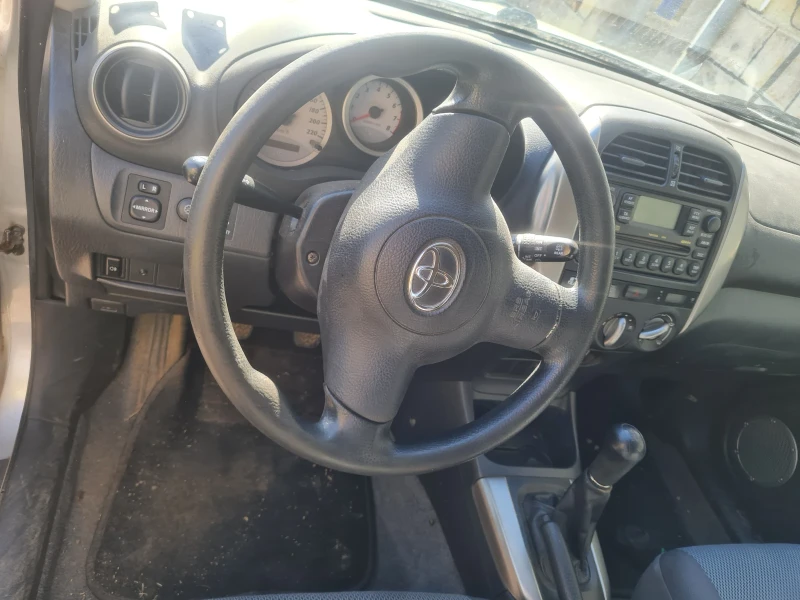 Toyota Rav4, снимка 7 - Автомобили и джипове - 49594704