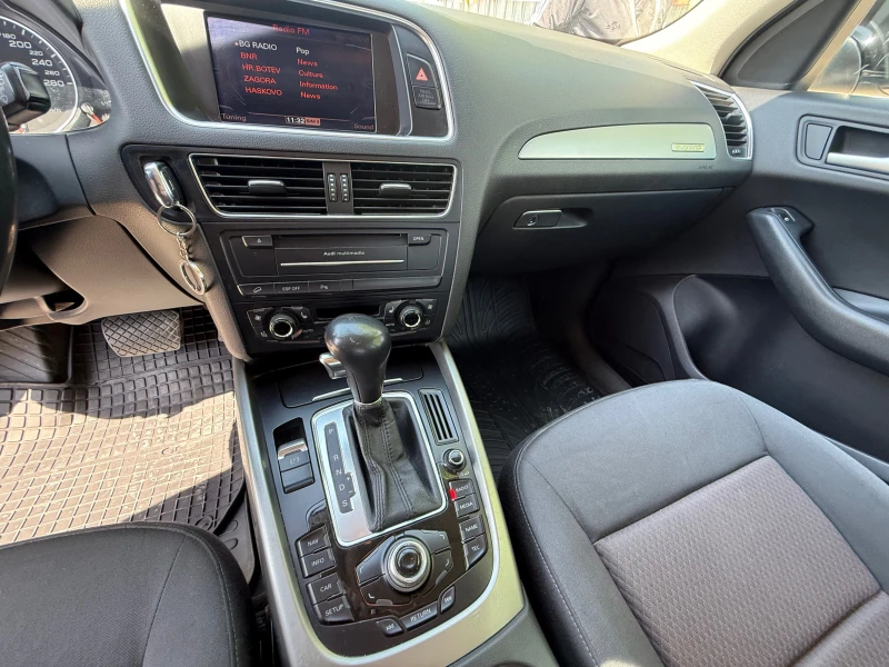 Audi Q5 2.0TDi quattro, снимка 11 - Автомобили и джипове - 49993138