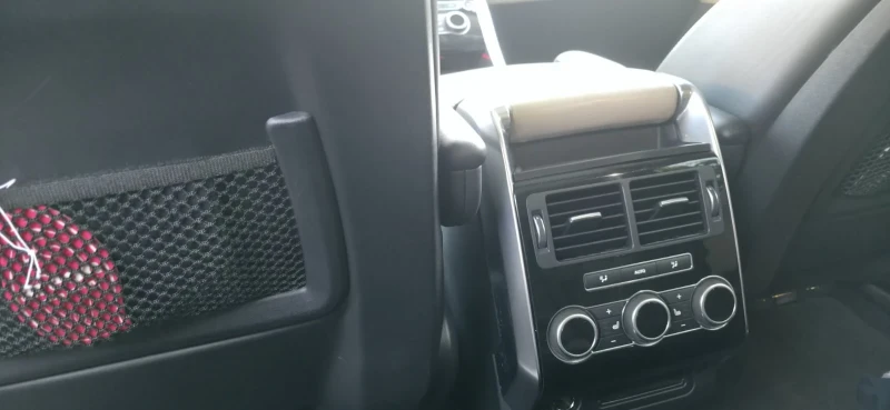 Land Rover Range Rover Sport 7 местен, снимка 9 - Автомобили и джипове - 51736716