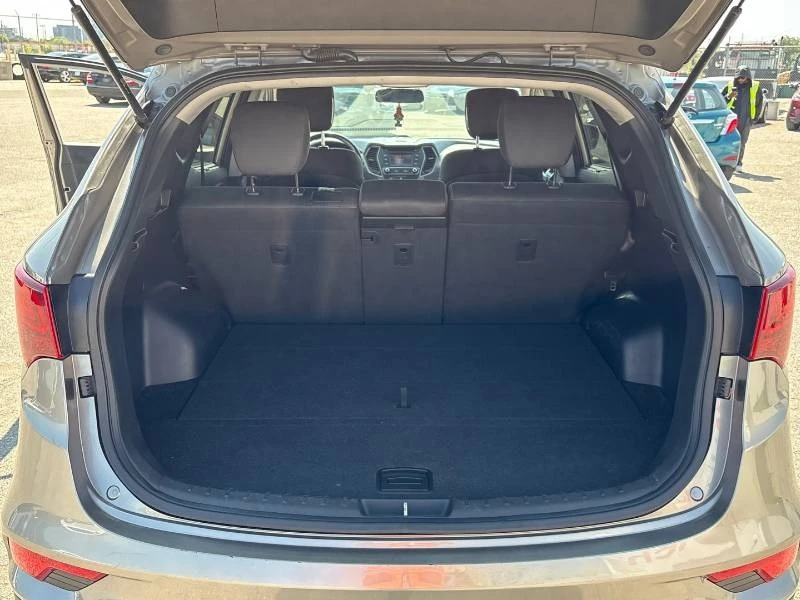 Hyundai Santa fe * Premium * AWD * ЛИЦЕНЗИРАН ДИЛЪР, снимка 17 - Автомобили и джипове - 55547256