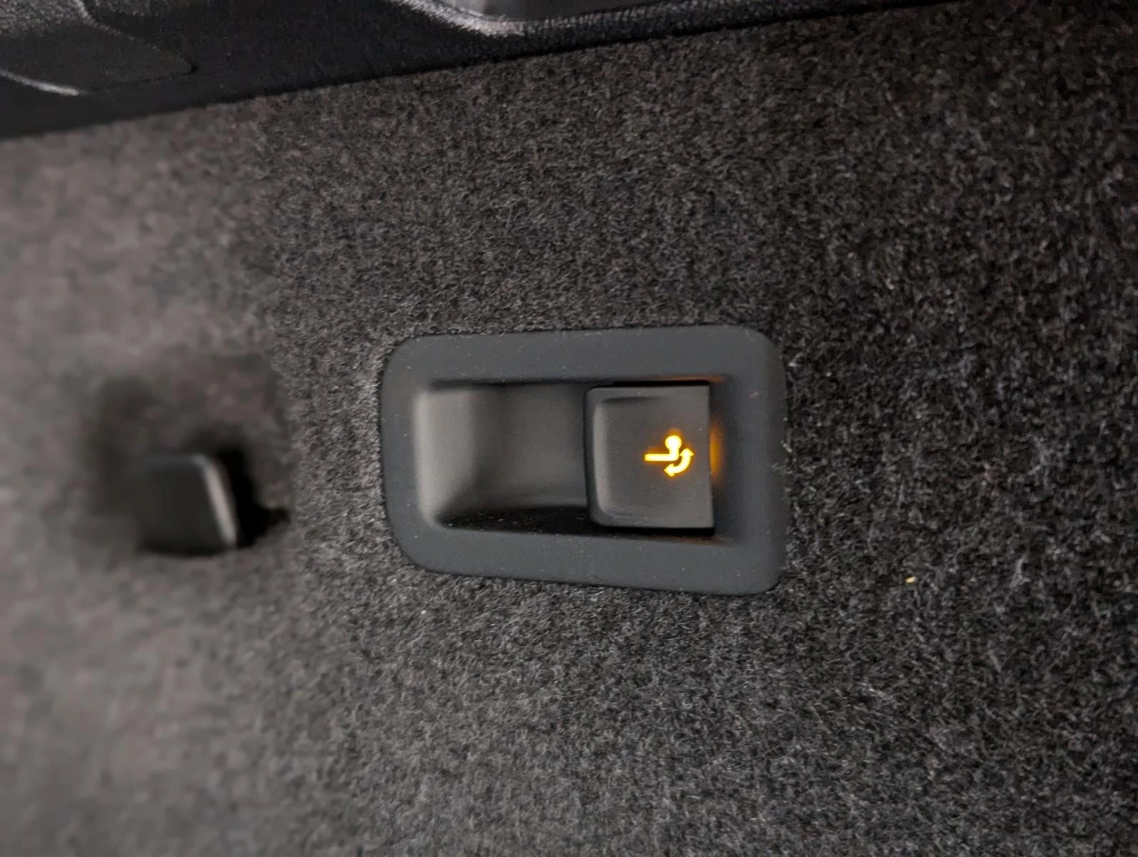 VW Tayron 2.0TDI* 4M* R-LINE* H/K* 360 CAM* DISTR* HUD* PANO | Mobile.bg   17