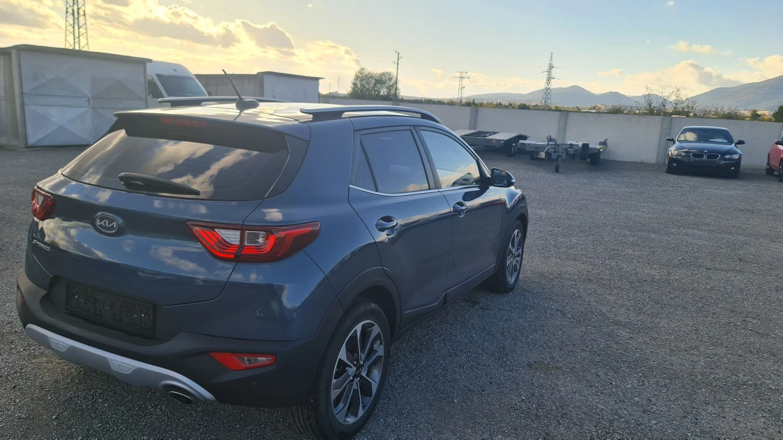 Kia Stonic 1.6crdi FULL  - изображение 6