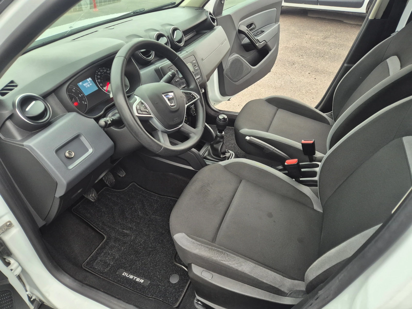 Dacia Duster N1-4�4 M/T 1.5 DCI | Mobile.bg � ����������� 13