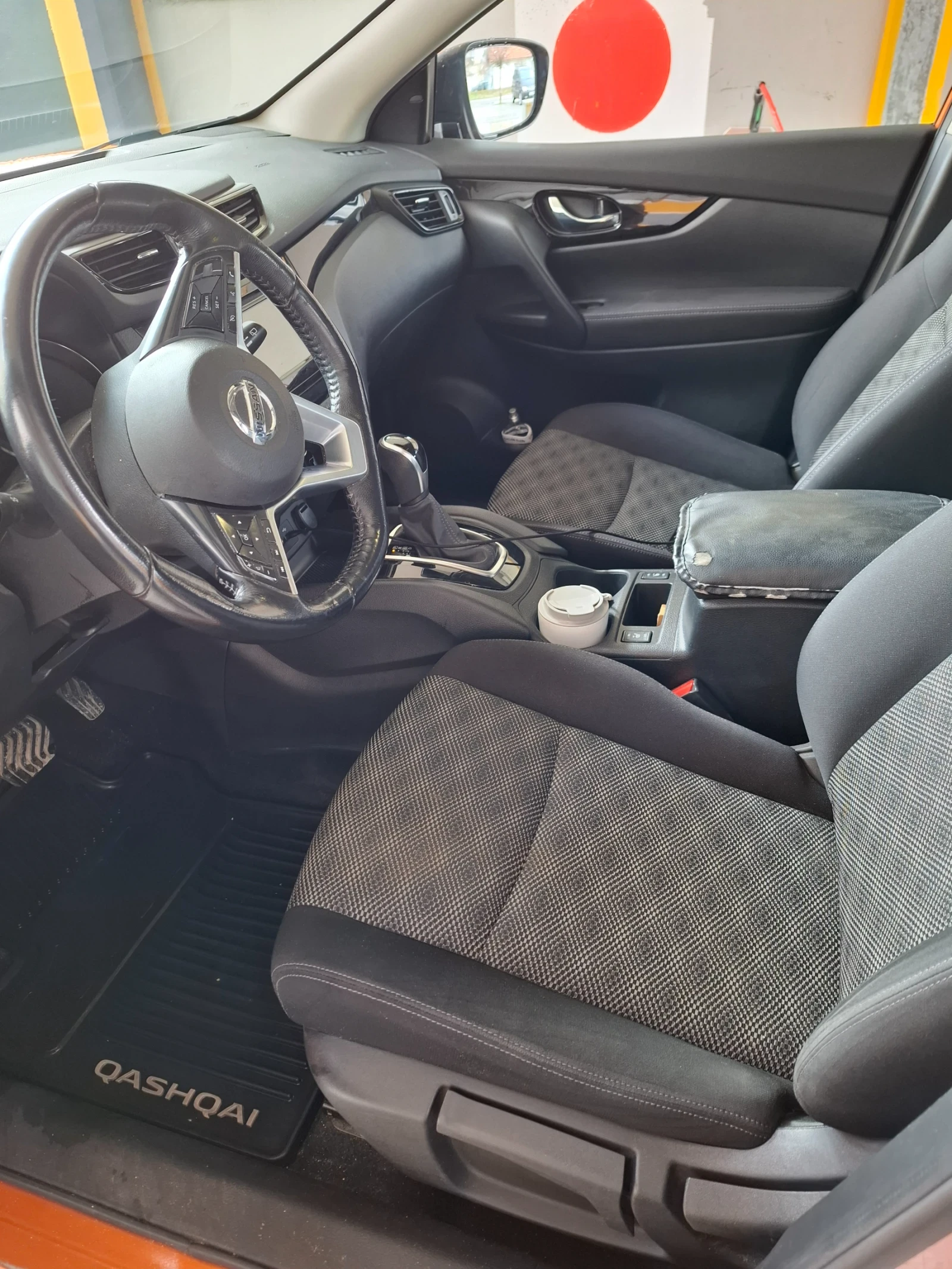 Nissan Qashqai, снимка 8 - Автомобили и джипове - 54008901