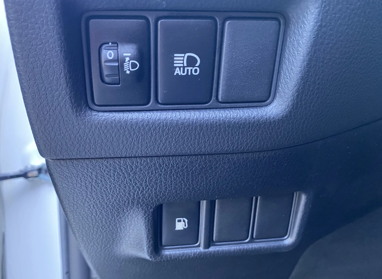 Toyota C-HR 1.8H, снимка 17 - Автомобили и джипове - 54686262