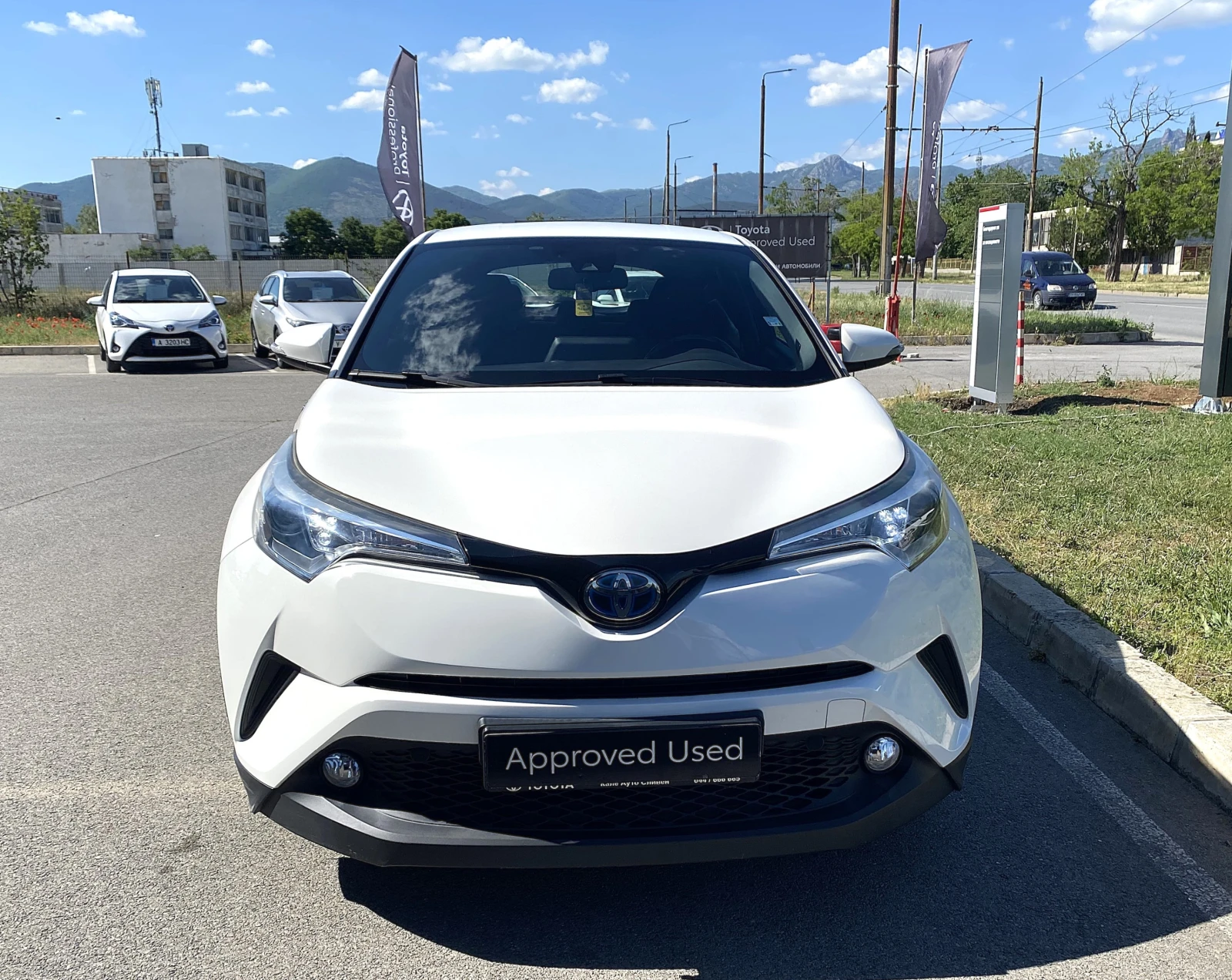 Toyota C-HR 1.8H, снимка 2 - Автомобили и джипове - 54686262