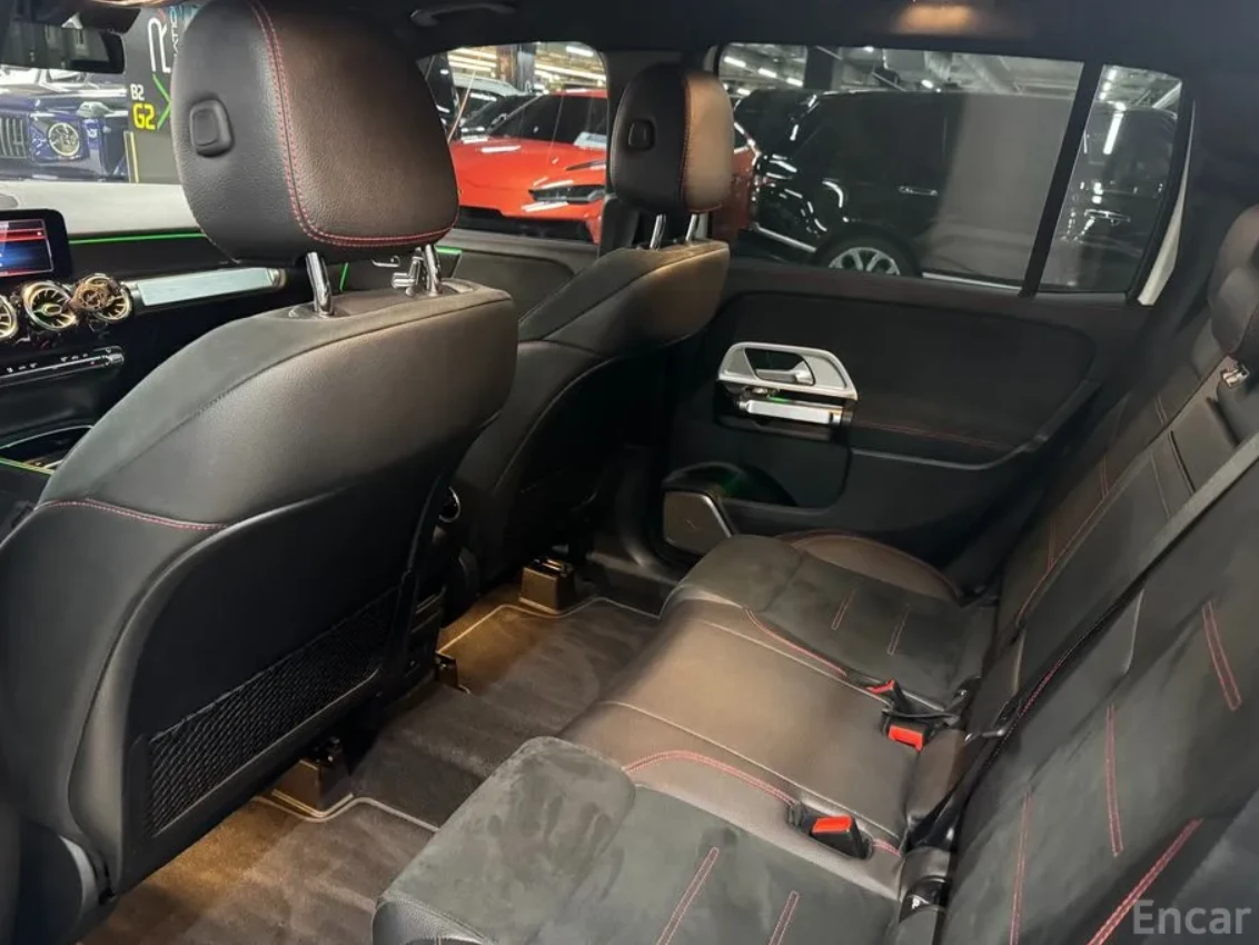 Mercedes-Benz GLB 250 AMG PKG | 4MATIC | BURMESTER | PANO, снимка 7 - Автомобили и джипове - 54742120