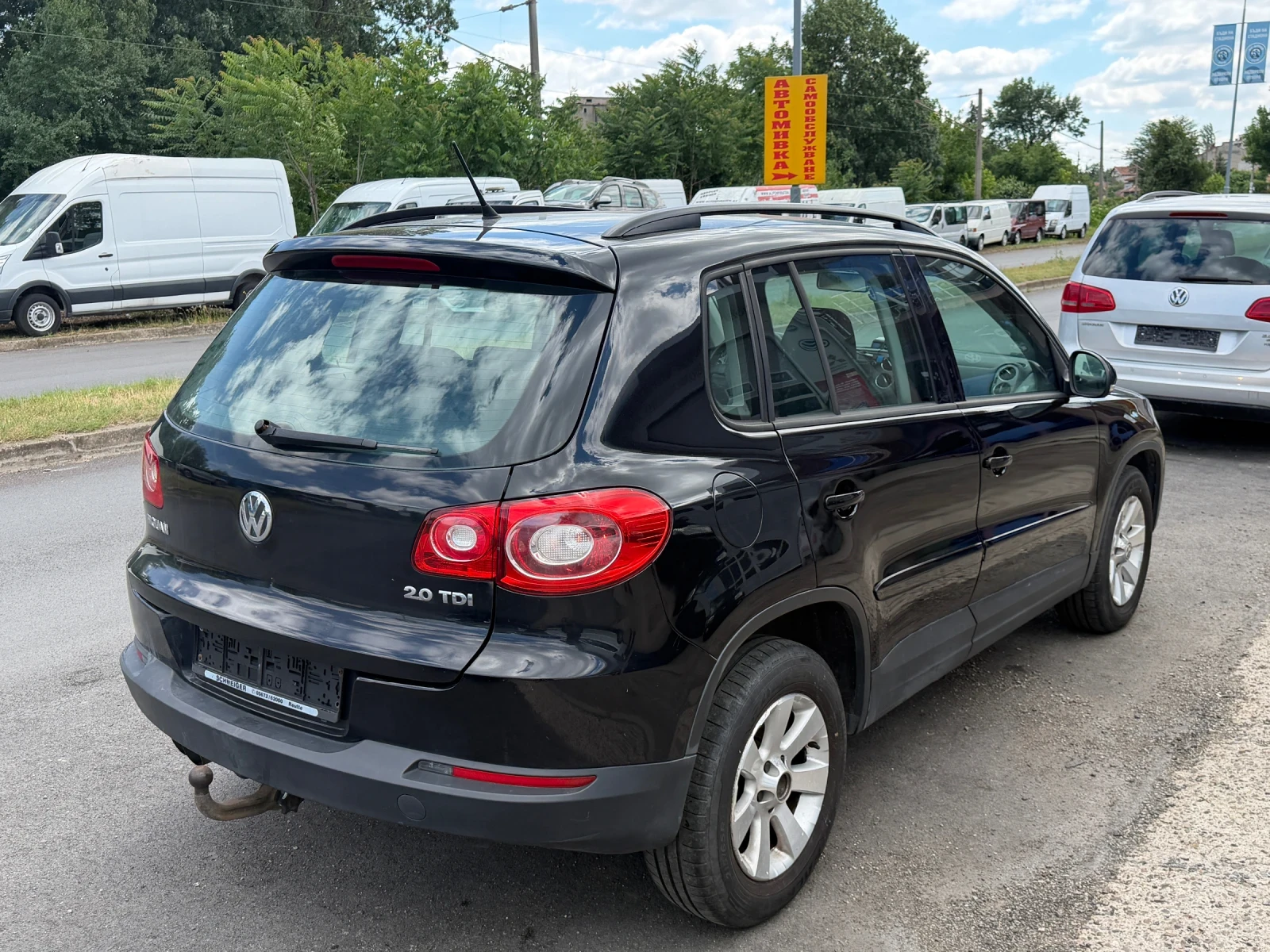 VW Tiguan 2.0TDI / DSG, снимка 4 - Автомобили и джипове - 54899699