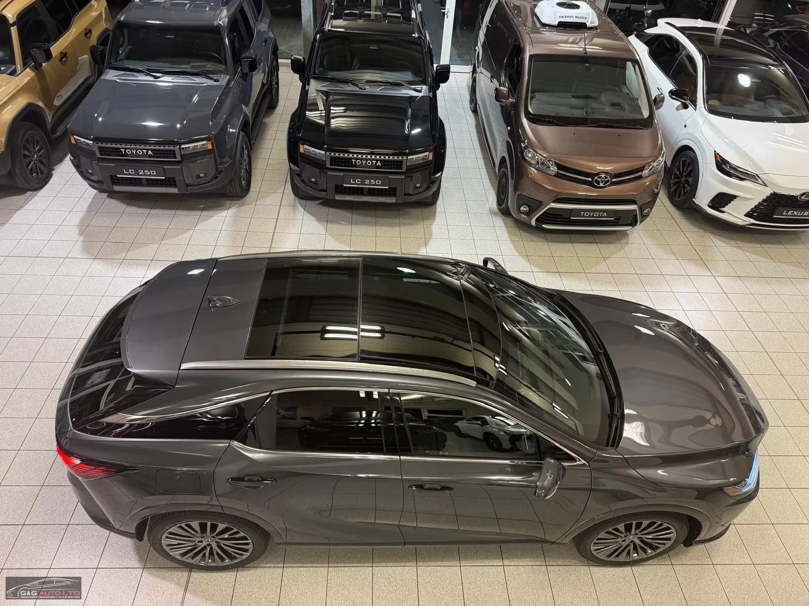 Lexus RX 450h plus НОВ/292HP/LUXURY/PANO/MARK.LEV/360/PANO/ACC/504z, снимка 5 - Автомобили и джипове - 55102491