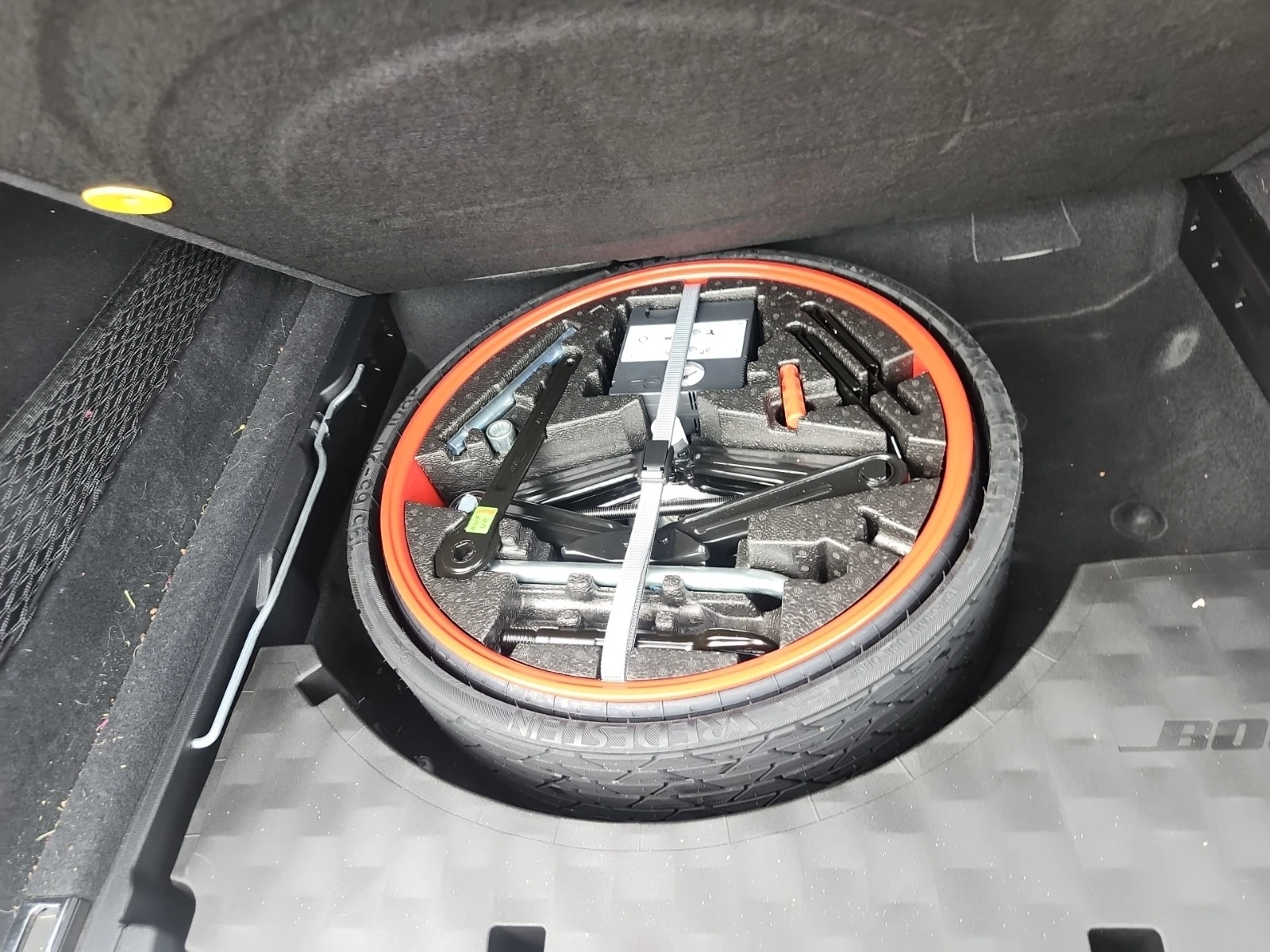 Porsche Cayenne, снимка 15 - Автомобили и джипове - 55291801
