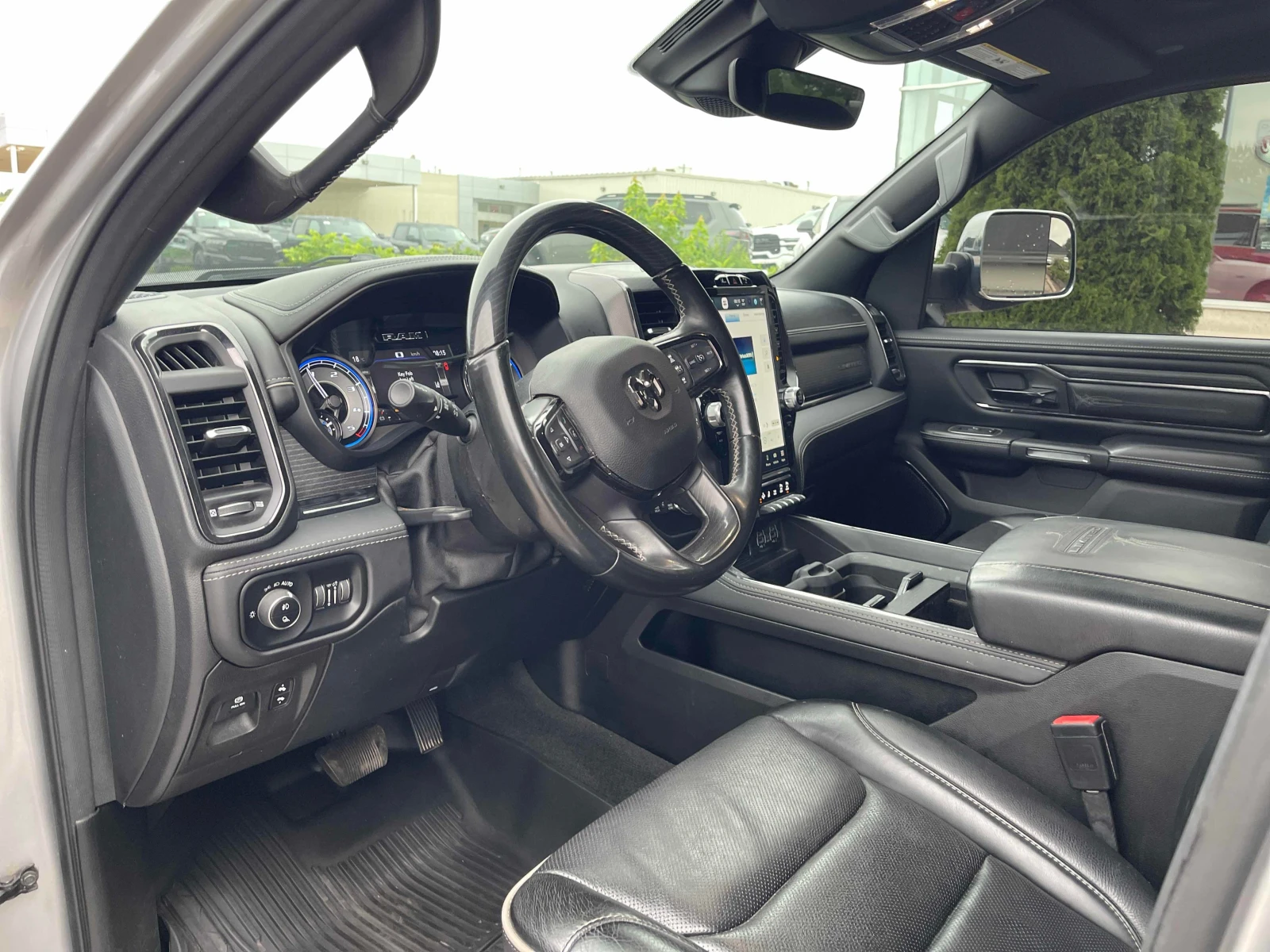 Dodge RAM 1500  Limited / 360 / Disel / Carfax / Автокредит, снимка 5 - Автомобили и джипове - 55980575