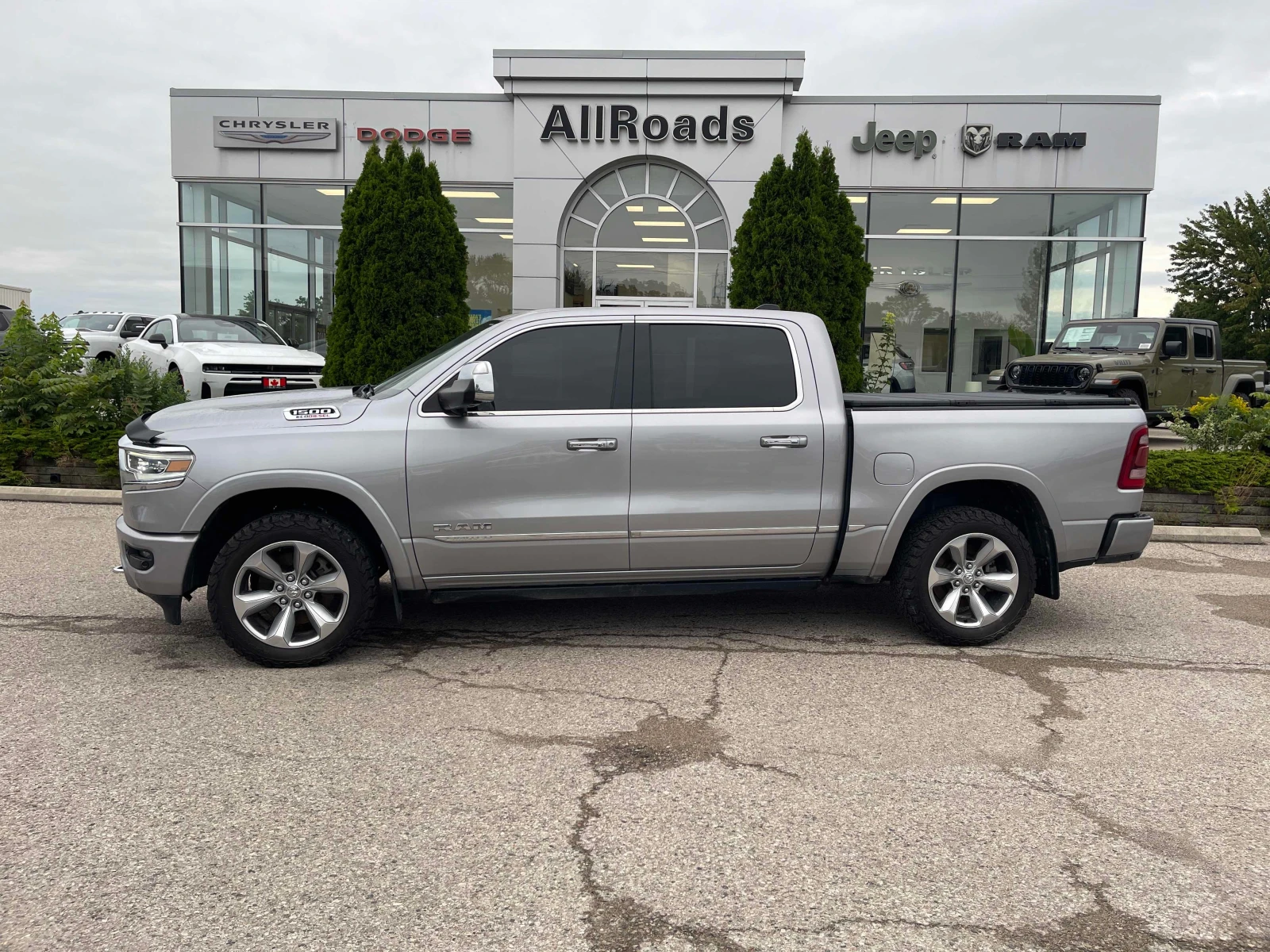 Dodge RAM 1500  Limited / 360 / Disel / Carfax / Автокредит, снимка 2 - Автомобили и джипове - 55980575