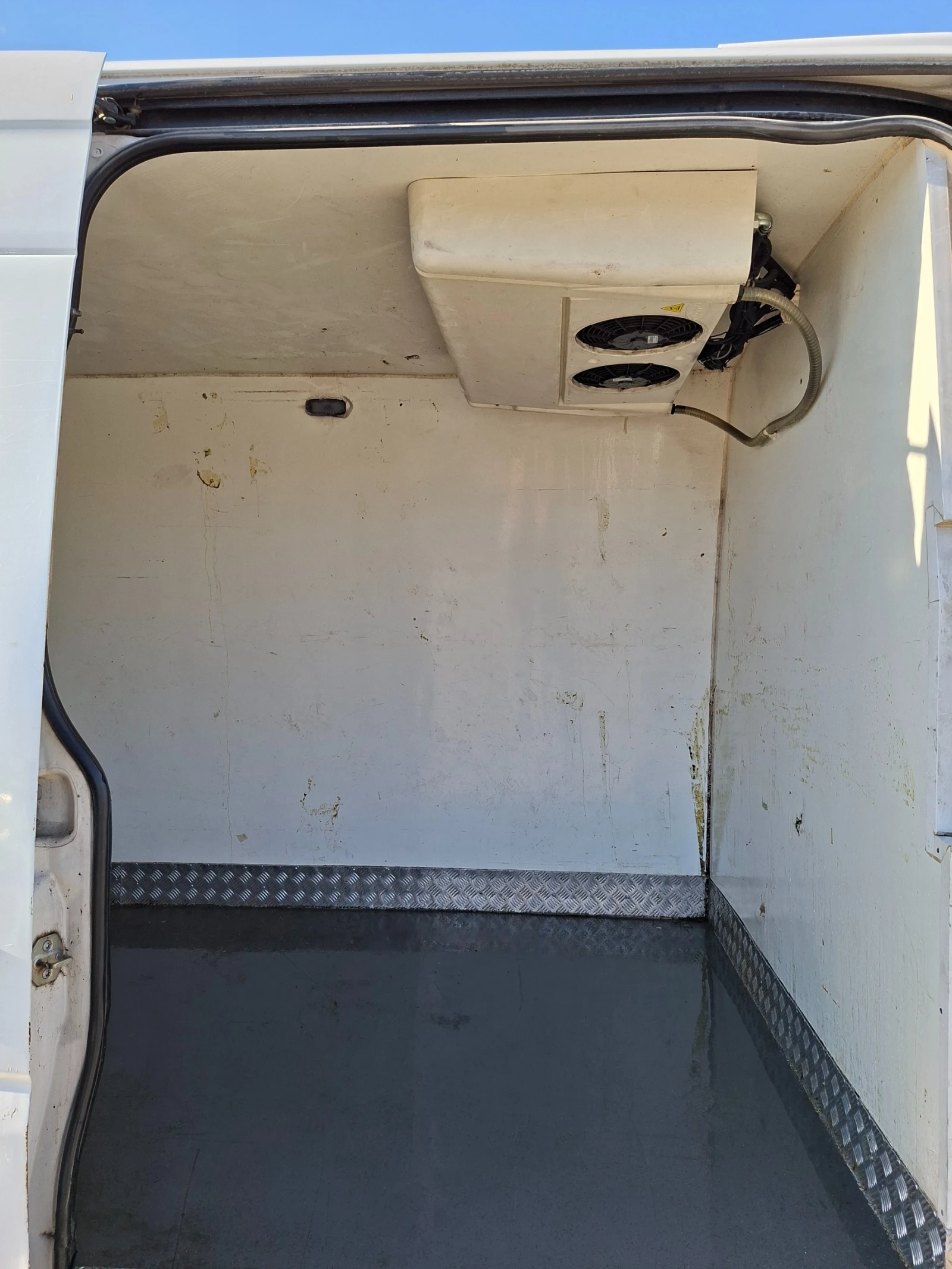 VW Crafter 2.0TDI MAXI, снимка 14 - Бусове и автобуси - 53845493