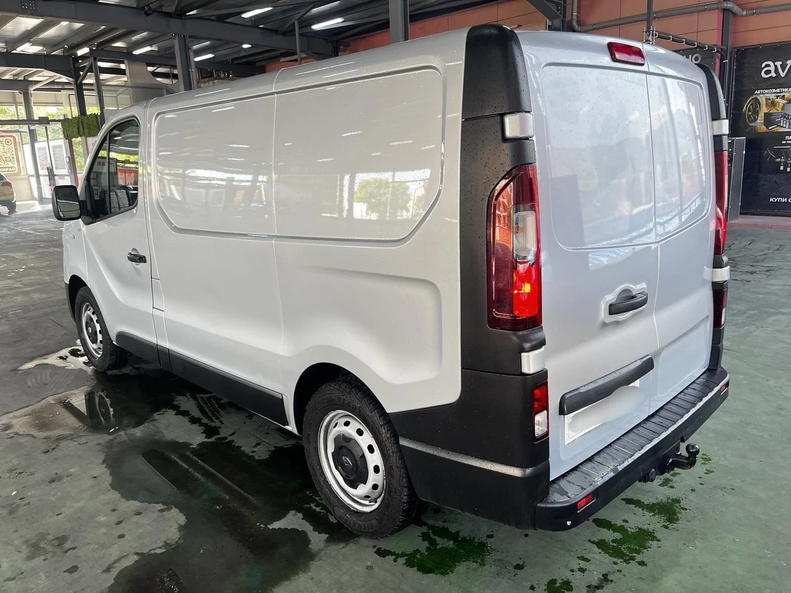 Renault Trafic 1.6dci, снимка 5 - Бусове и автобуси - 55226355