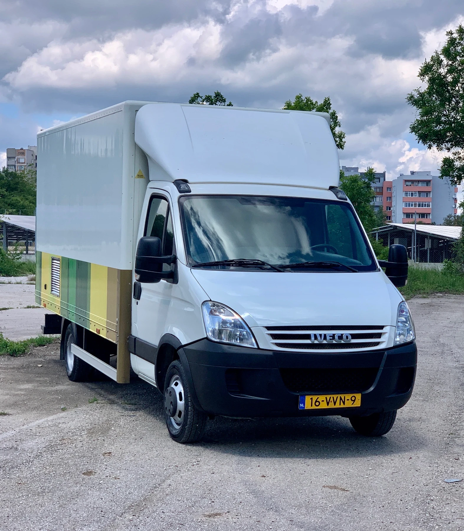 Iveco Daily 50c18* 3.0* 4.50м. ДЪЛЖИНА* 4.10м. МЕЖДУОСИЕ - изображение 10