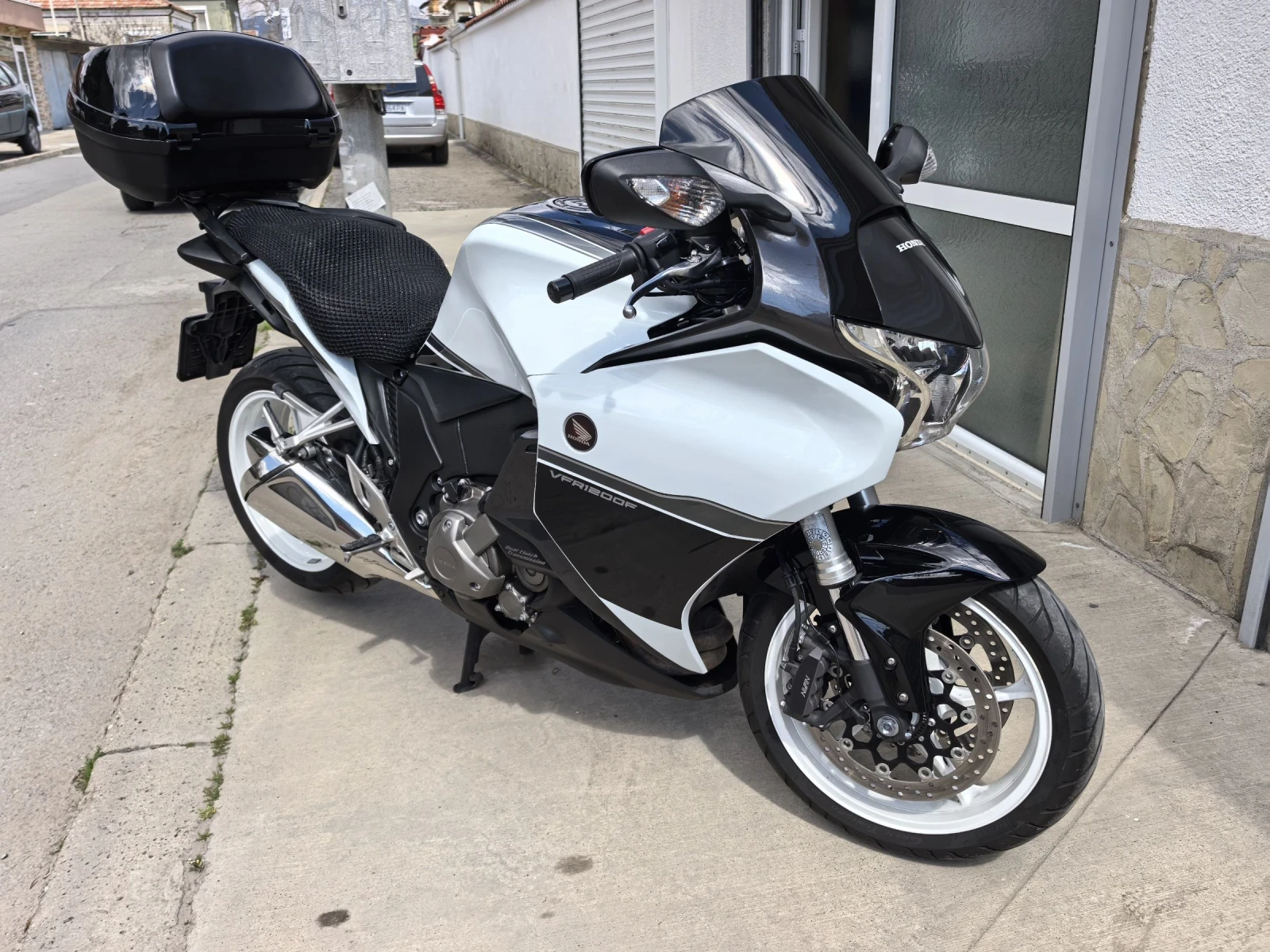 Honda Vfr 1200f dual clutch
