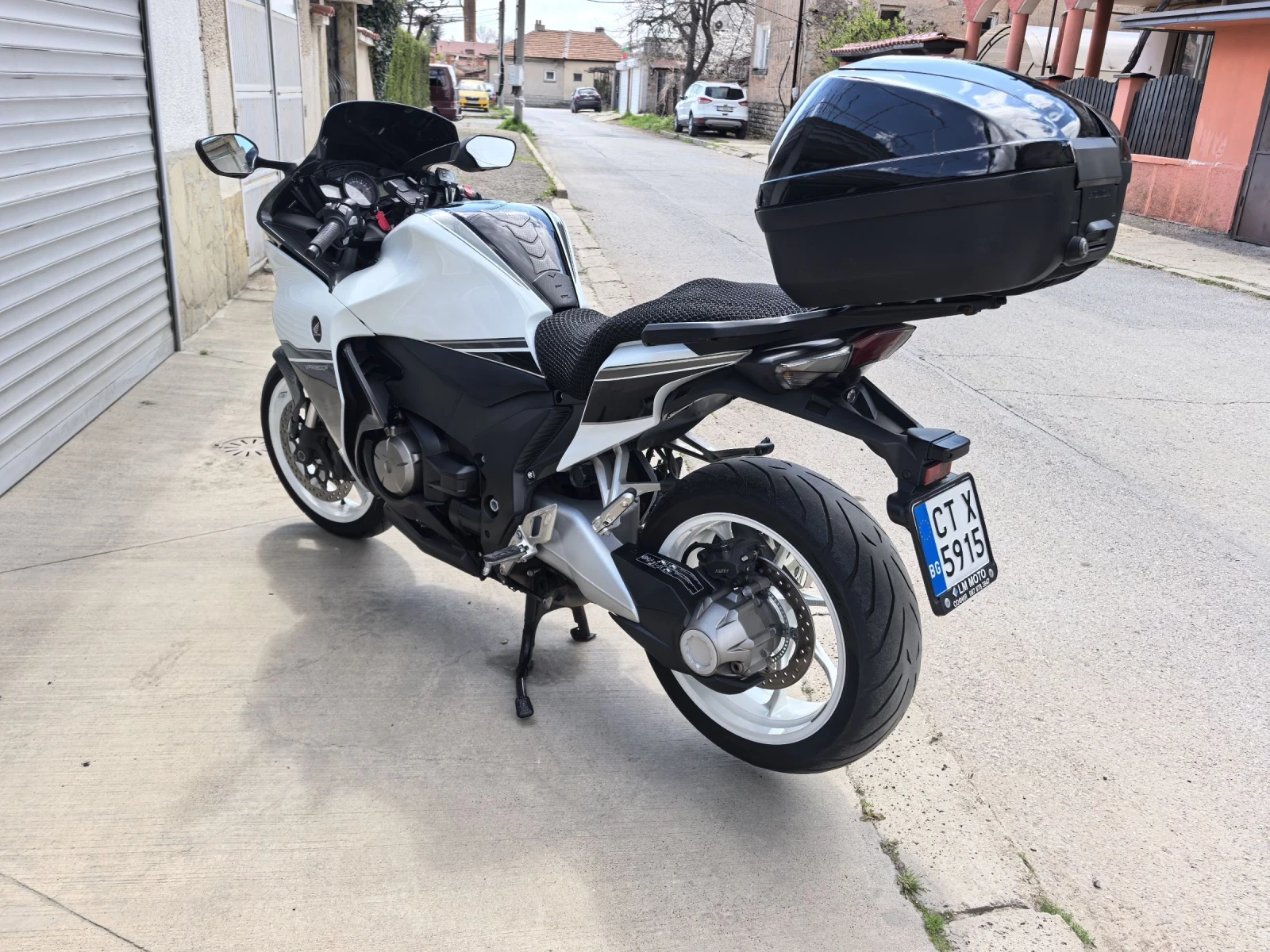 Honda Vfr 1200f dual clutch, снимка 4 - Мотоциклети и мототехника - 54247403