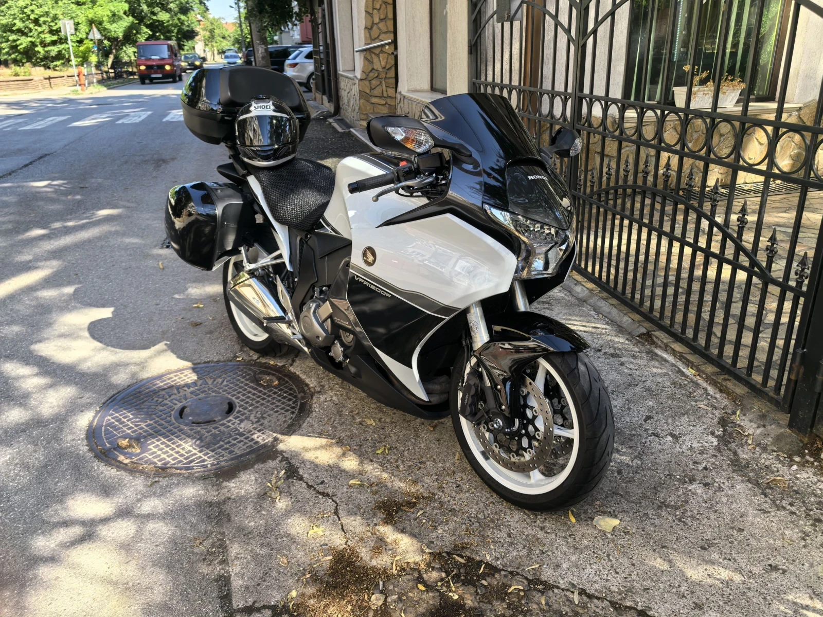 Honda Vfr 1200f dual clutch