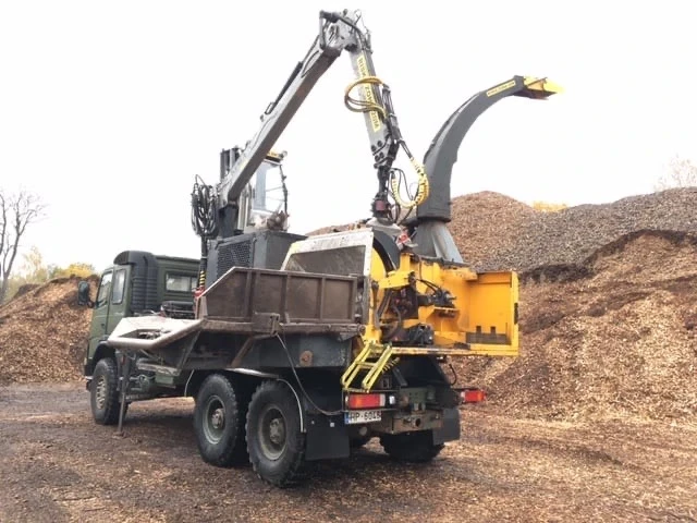 Специализирани машини Машини за дърводобив Volvo Europe Chipper John Deere - изображение 7